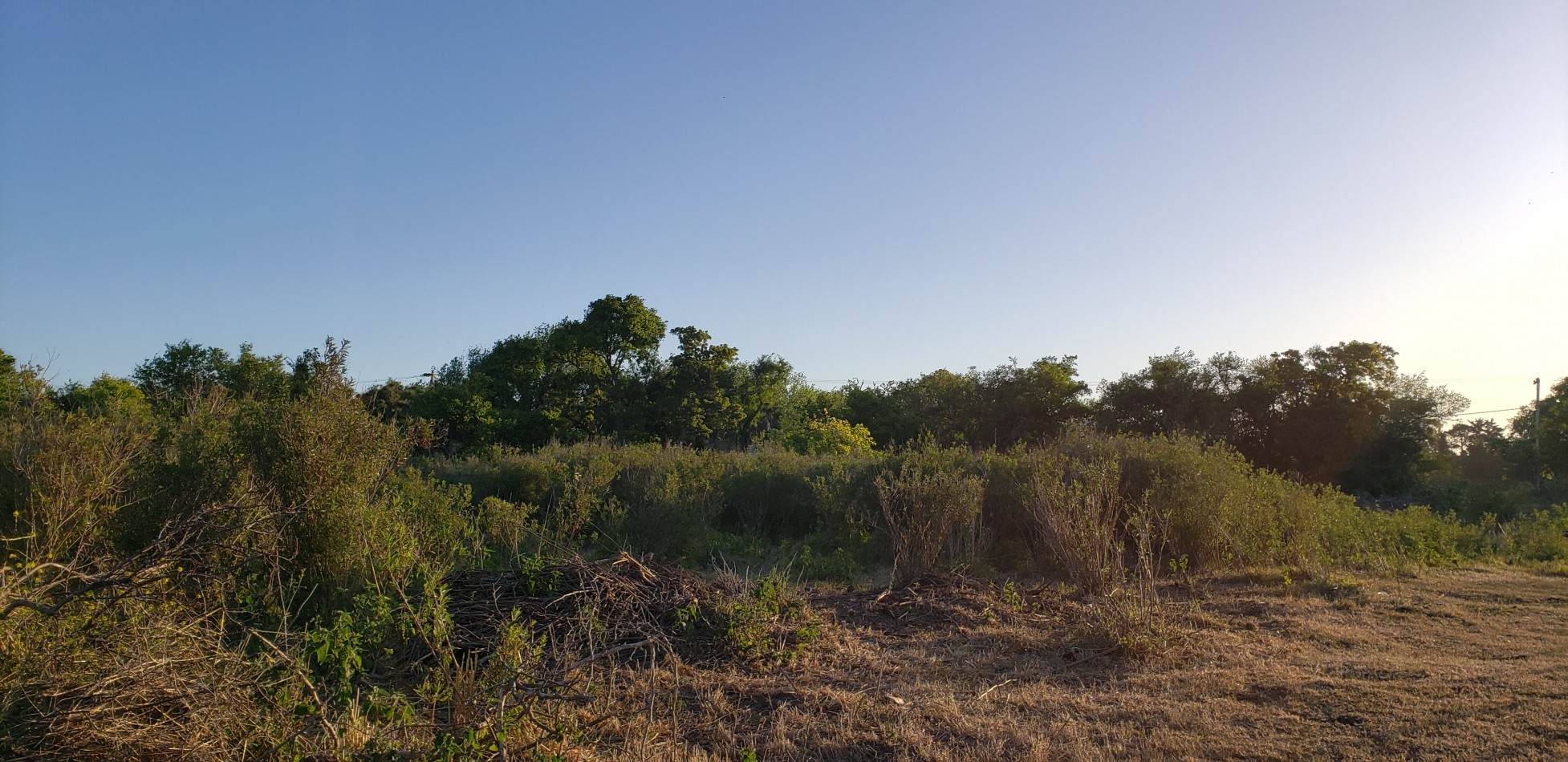 LOTE EN PUNTA INDIO AMPLIO