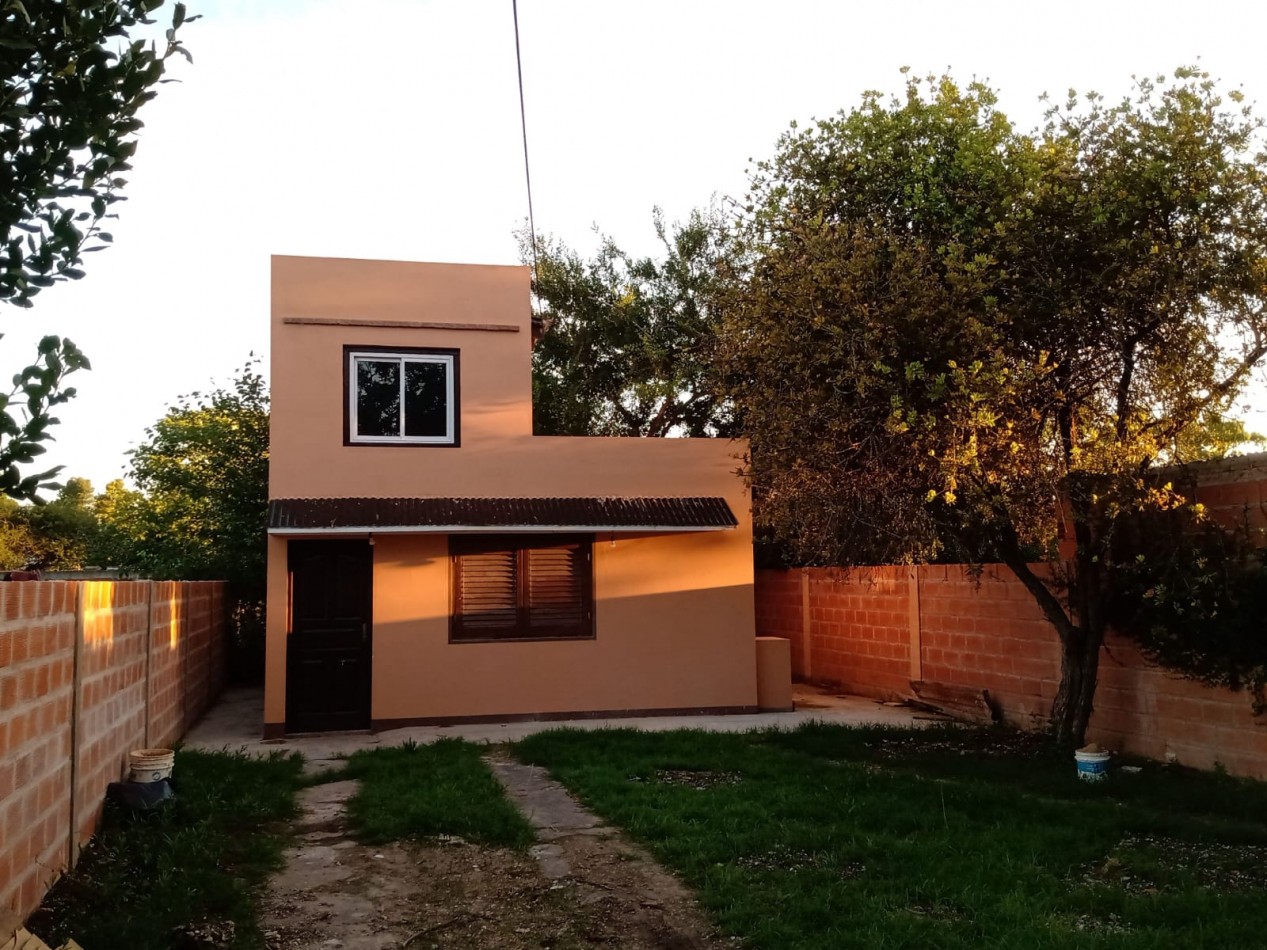 VENDO CASA EN VERONICA