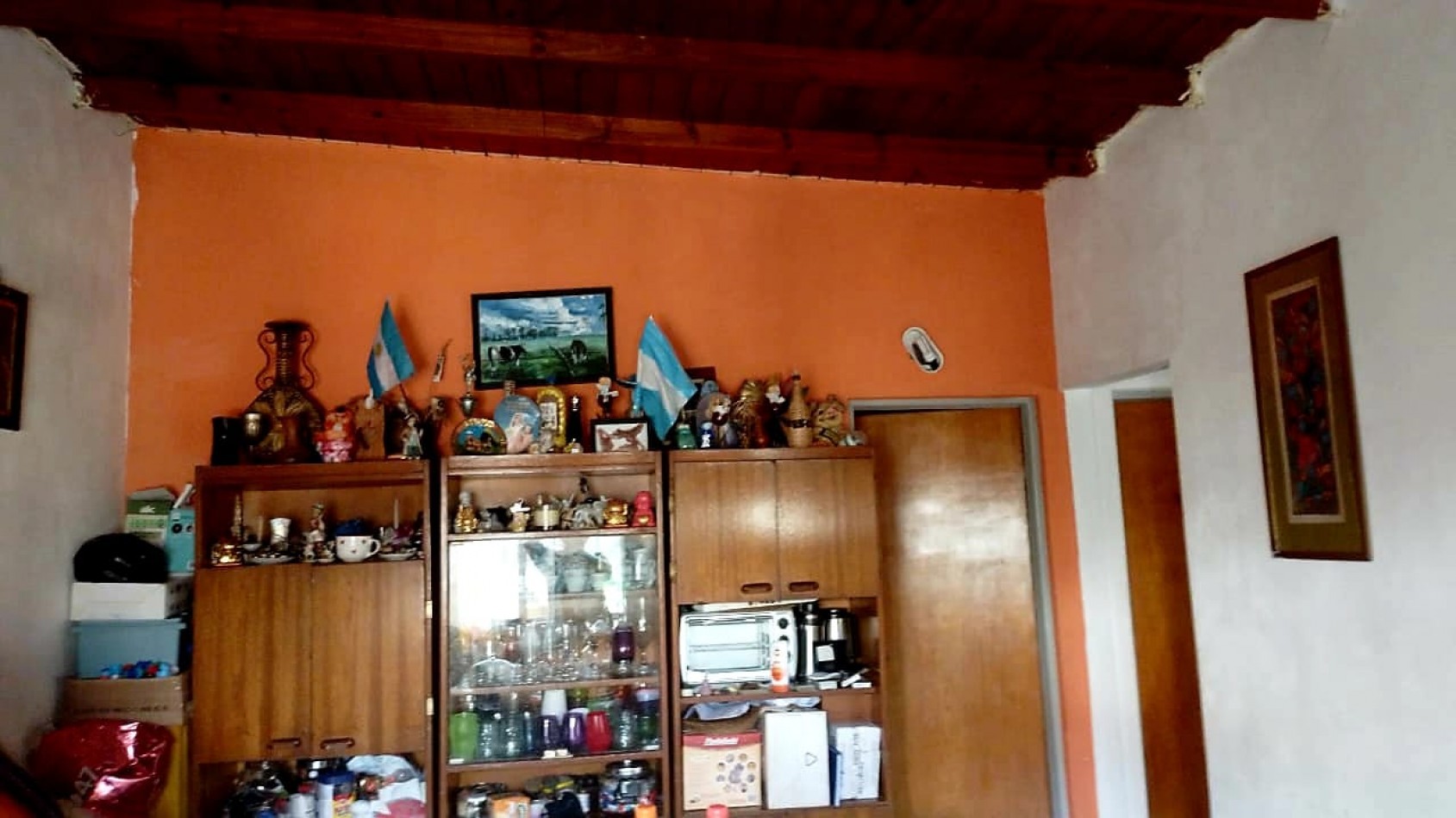 VENDO DOS CASA BERAZATEGUI OESTE.