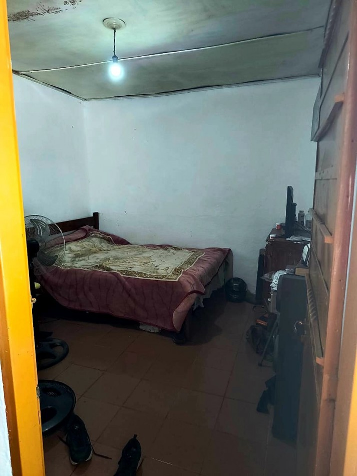 VENDO DOS CASA BERAZATEGUI OESTE.