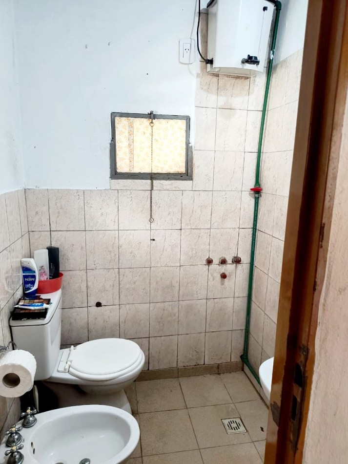 VENDO DOS CASA BERAZATEGUI OESTE.