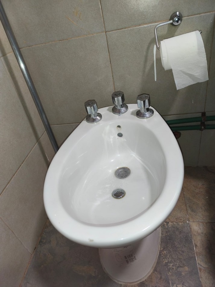 VENTA | CASA EN ZONA CENTRICA DE VERONICA - PUNTA INDIO