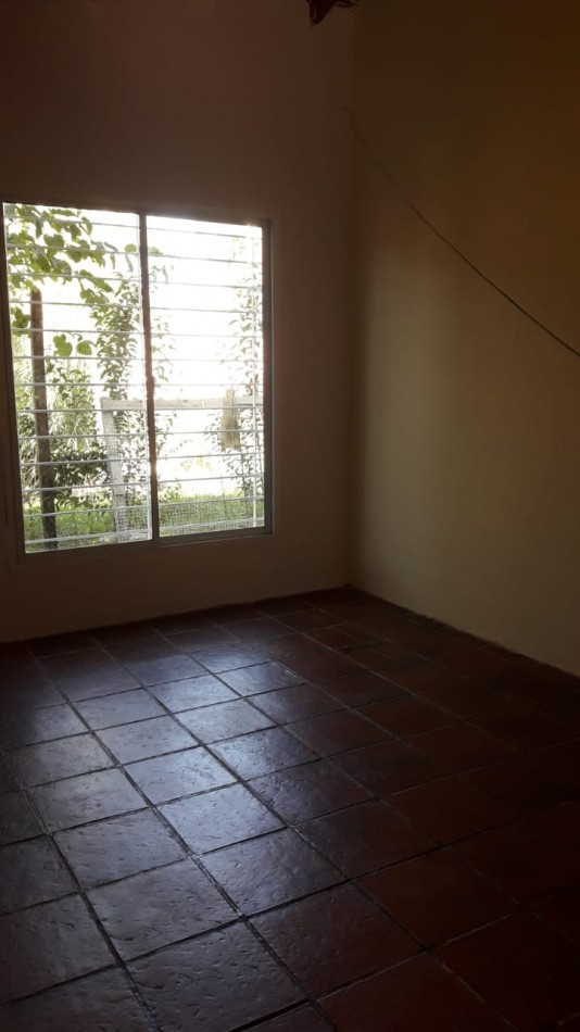 VENDO CASA QUINTA 